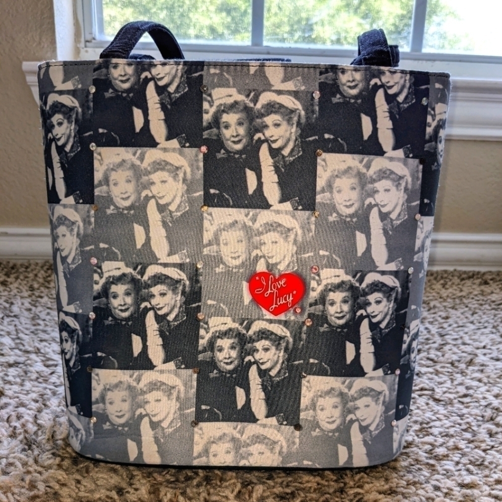 I Love Lucy Shoulder Bag and Matching Wallet "Ethel's Birthday" Episode